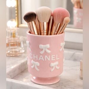 CHANEL Pink and White Brush Holder